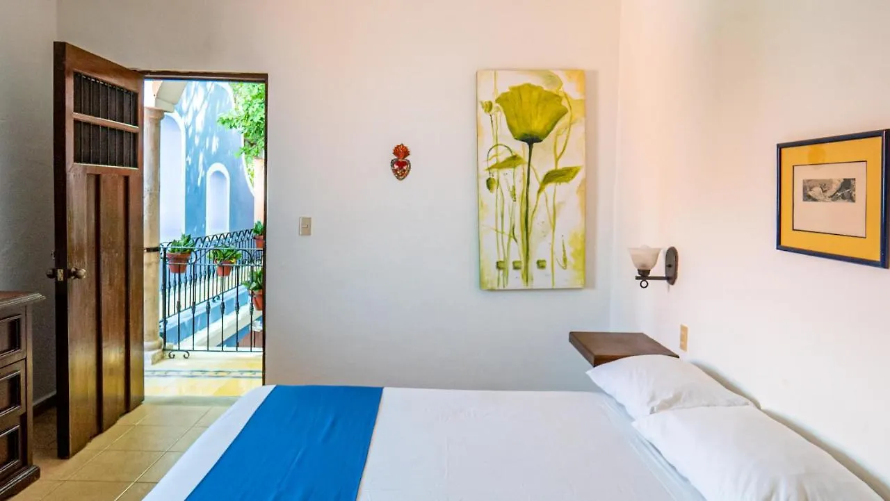 Hotel Casa De Las Flores 신데 델 카르멘 3*,  멕시코