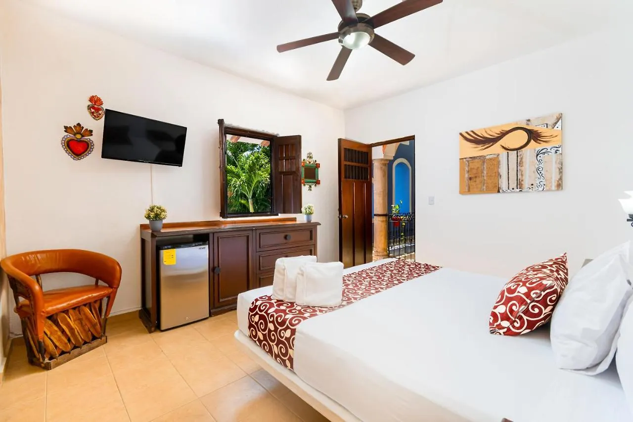 Hotel Casa De Las Flores 신데 델 카르멘 3*,  멕시코