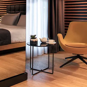 metropolitan-hotels-bosphorus.istanbul-turkeyhotels.com/