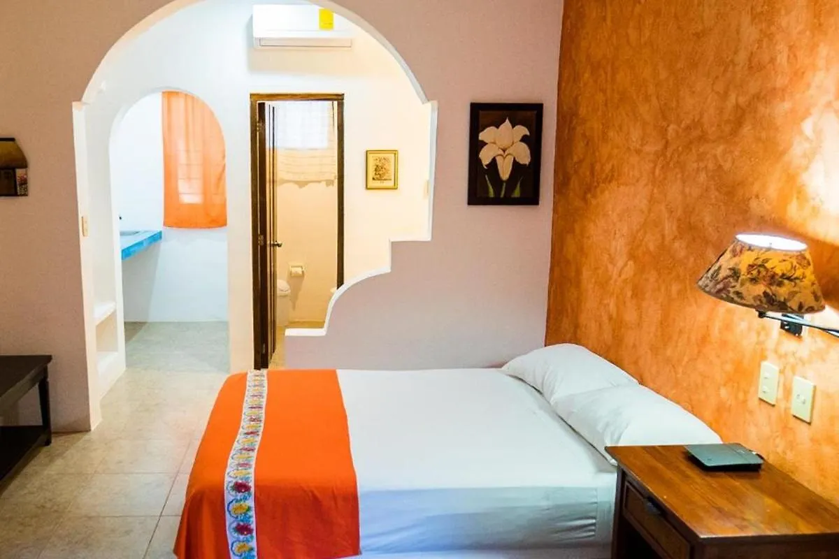 Hotel Casa De Las Flores Playa del Carmen 3*,